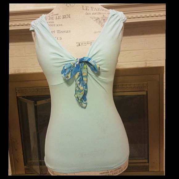2/$25 The Limited Pretty Top Small S NEW NWT - Picture 1 of 5
